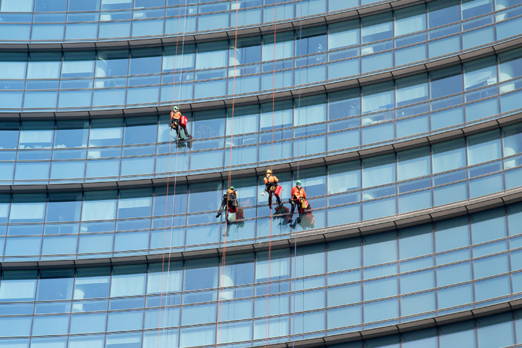 Pulizia | Vetri ad alta quota